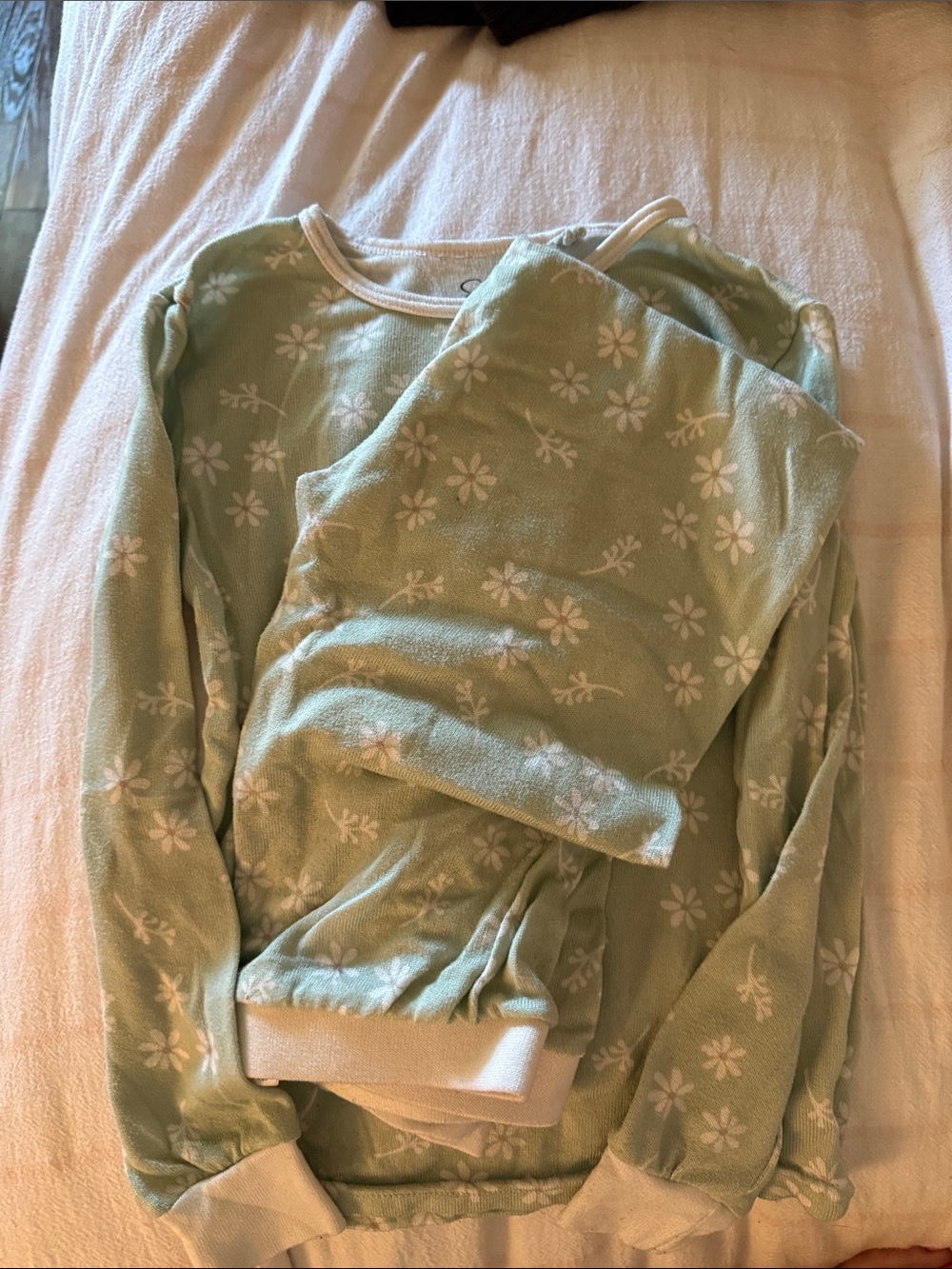 Jessica Simpson Mint Green Daisy Print Pajama Set
